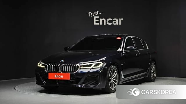 BMW 5 Series (G30) 2021 Черный из Кореи