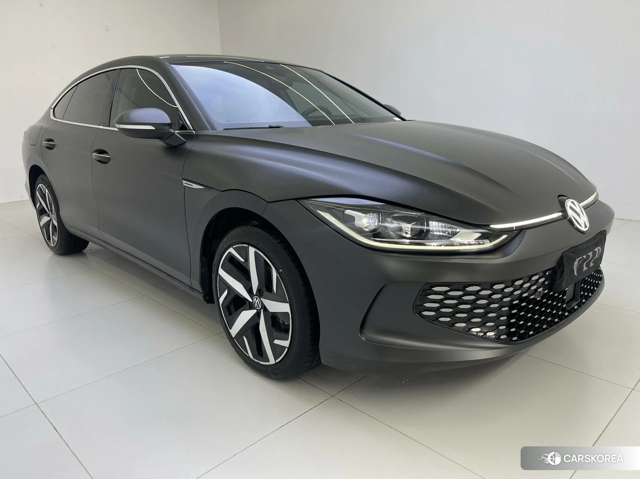 Volkswagen Lingdu 2023 Темно-серый из Китая