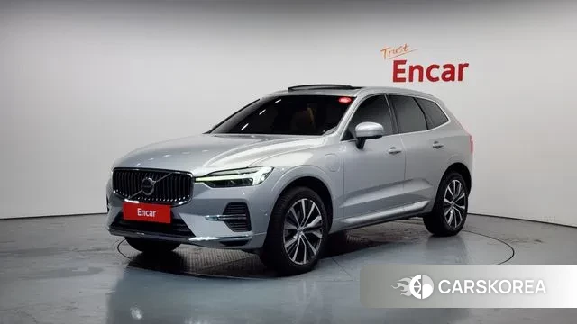 Volvo XC60 second Generation 2022 Серебристо-серый из Кореи