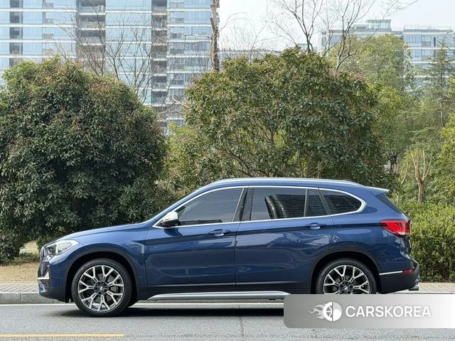 BMW X1 id 3913699 из Китая