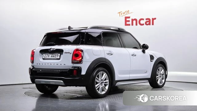 Mini Cooper D Countryman 2018 Белый из Кореи