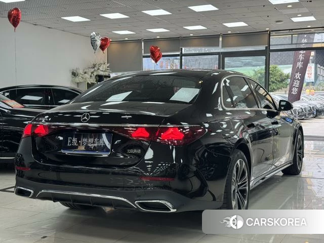 Mercedes-Benz E-class 2024 Черный из Китая