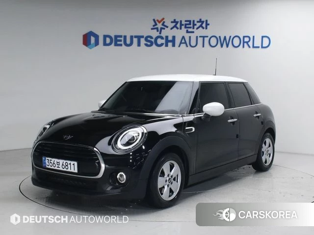 Mini Cooper 2021 Черный из Кореи