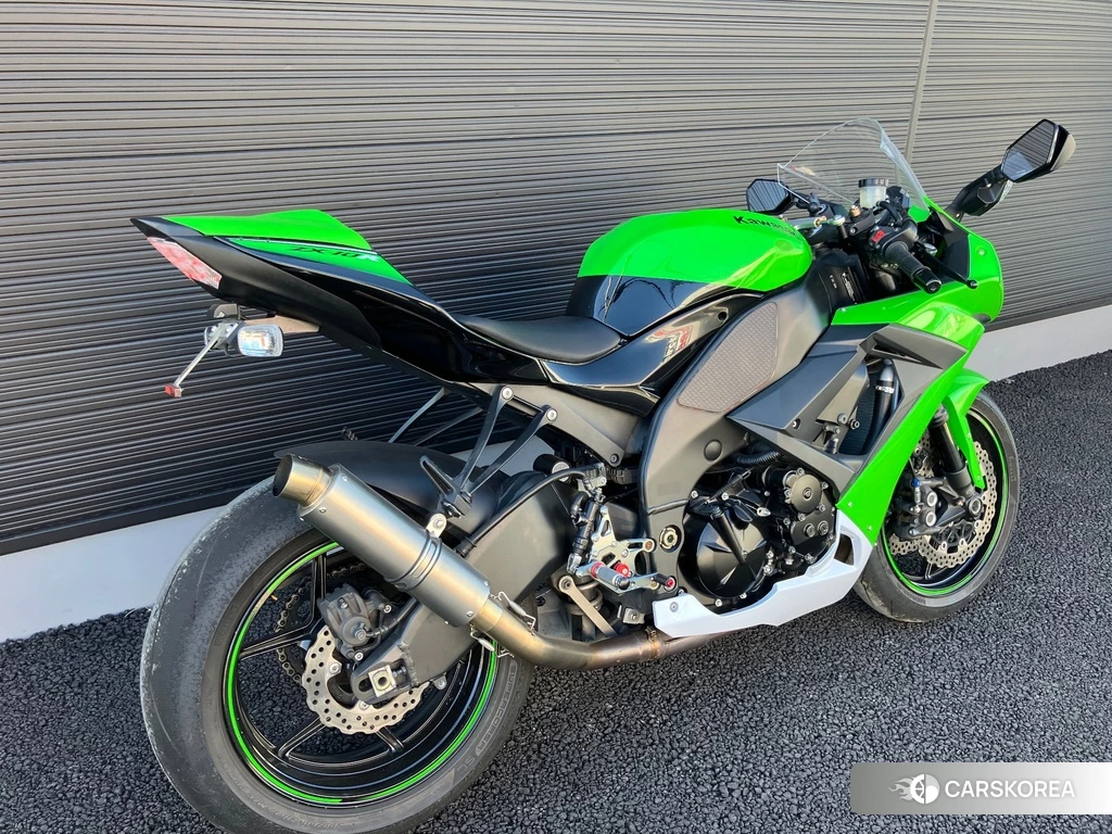 Проданный Kawasaki ZX-10R NINJA 2011 из Японии, фото 2