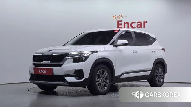 Kia Seltos 2021 Белый из Кореи