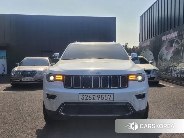 Jeep Grand Cherokee 2021 Белый из Кореи