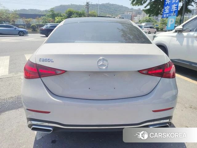 Mercedes-Benz Class C 2022 Белый из Китая