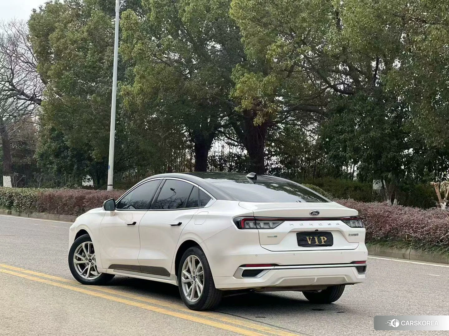 Ford Mondeo 2022 Белый из Китая