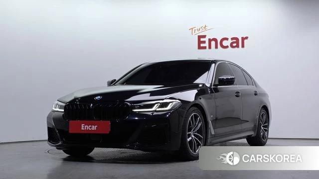 BMW 5 Series (G30) 2022 Черный из Кореи