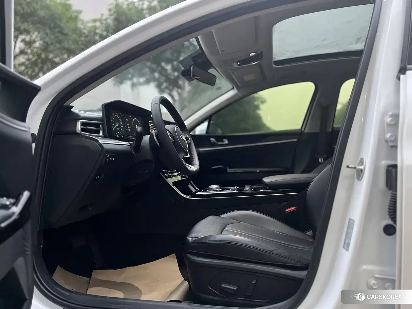 Kia K5 2021 Белый из Китая