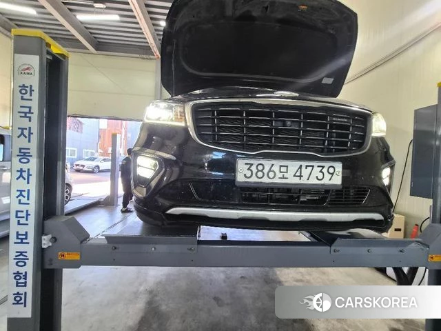 Kia The New Carnival 2018 Черный из Кореи
