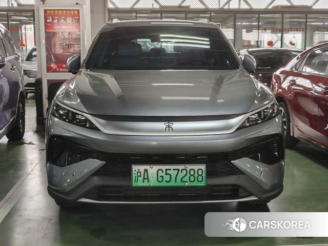 BYD Song Pro DM 2025 Серебристо-серый из Китая
