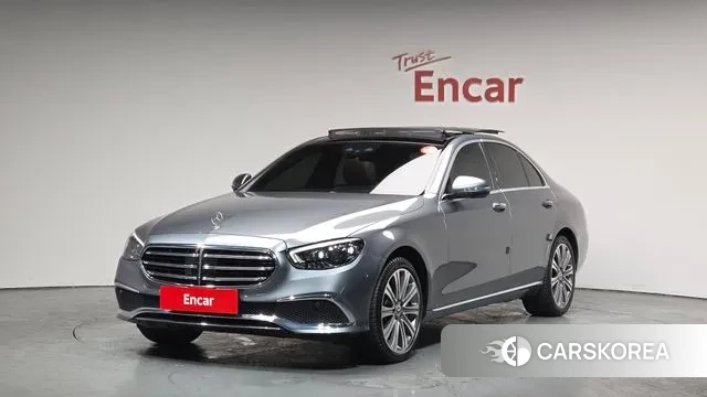 Mercedes-Benz E-Class W213 2021 Серый из Кореи