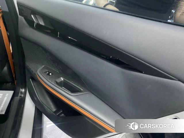 Chang'an UNI-V 2023 Серебристо-серый из Китая