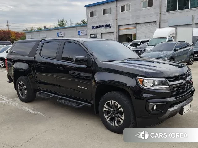 Chevrolet (GM Daewoo) Real New Colorado 2021 Черный из Кореи