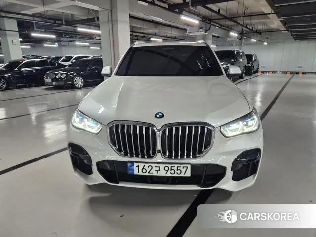 BMW X5 (G05) 2023 Белый из Кореи