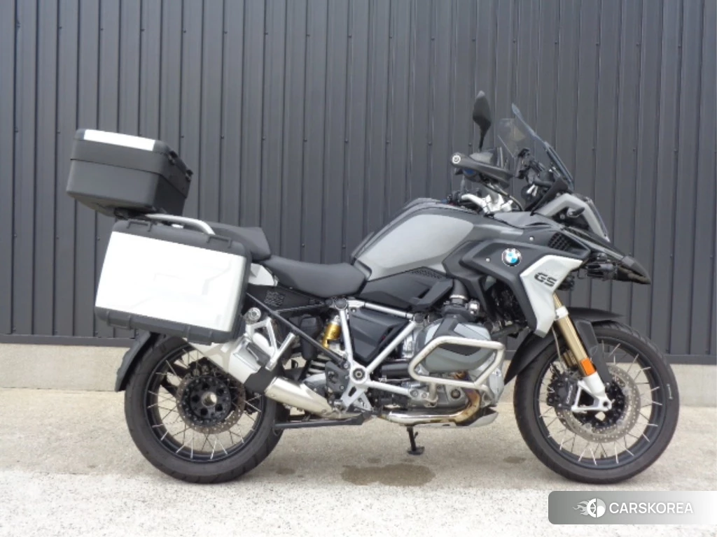 Проданный BMW R1250GS 2019 из Японии