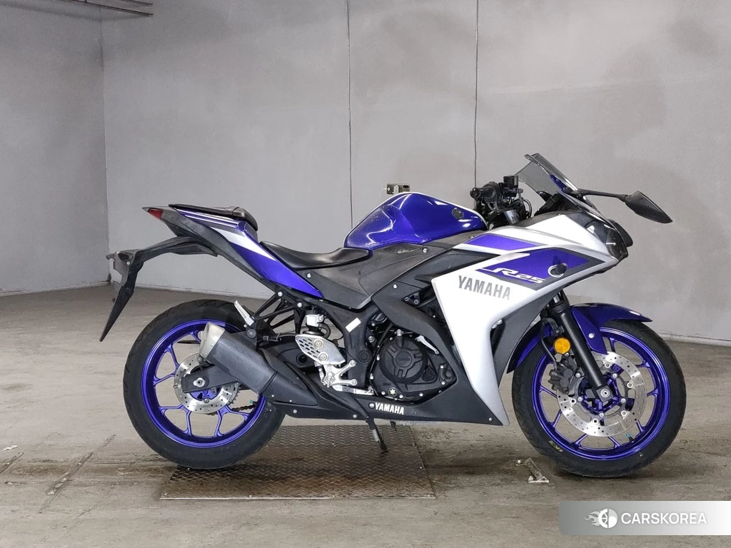 Проданный Yamaha YZF-R25 2015 из Японии, фото 2