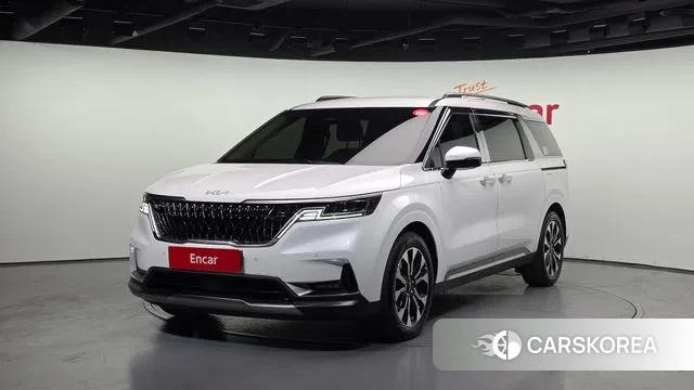 Kia Carnival 4th generation 2023 Белый из Кореи