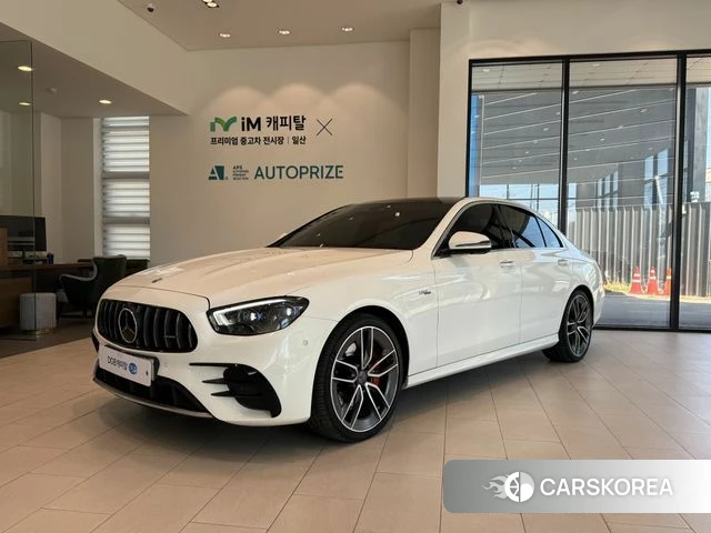 Mercedes-Benz E-Class W213 2022 Белый из Кореи