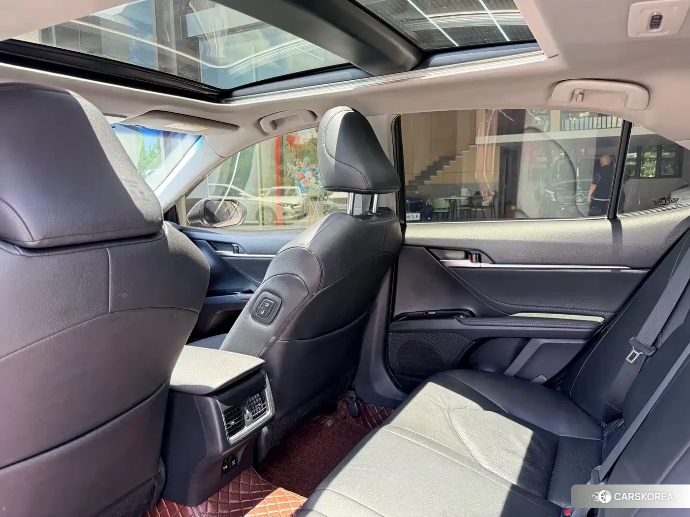 Toyota Camry 2022 Silver/gray из Китая