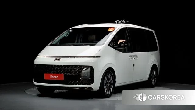 Hyundai Staria 2022 Белый из Кореи
