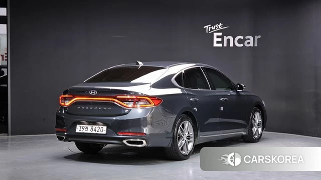 Hyundai Grandeur IG 2018 Серый из Кореи