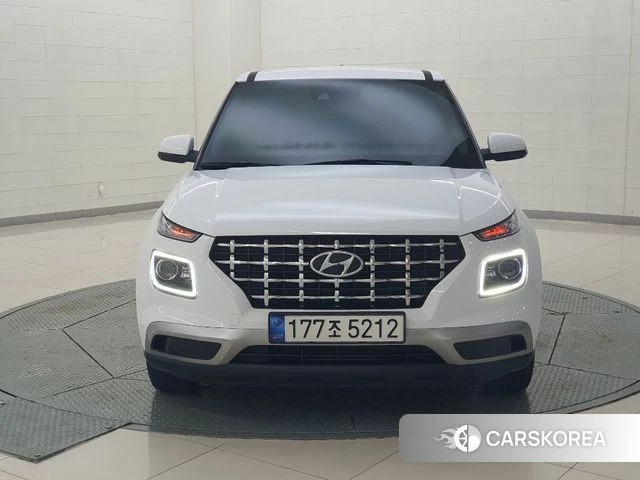 Hyundai Venue 2021 Белый из Кореи