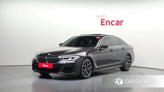 BMW 5 Series (G30) 2023 Серый из Кореи