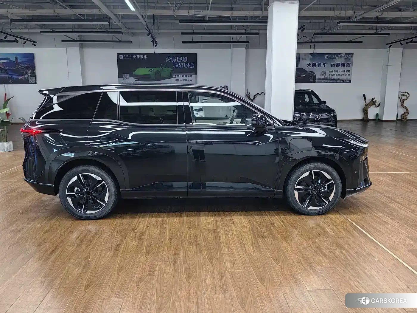 Toyota Platinum Wisdom 3X 2026 Черный из Китая