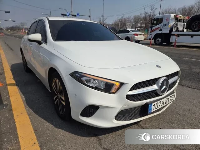 Mercedes-Benz A-Class W177 2023 Белый из Кореи
