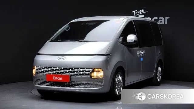 Hyundai Staria 2021 Серебряный из Кореи