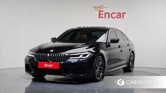 BMW 5 Series (G30) 2021 Черный из Кореи