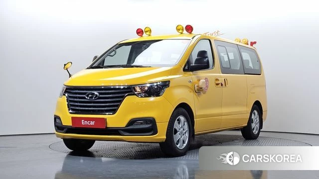 Hyundai The New Grand Starex 2021 Желтый из Кореи