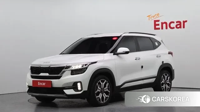 Kia Seltos 2022 Белый из Кореи
