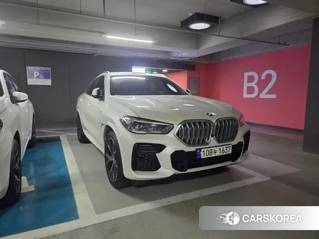 BMW X6 (G06) 2023 Белый из Кореи