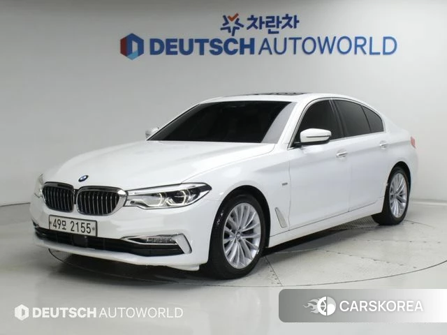 BMW 5 Series (G30) 2018 Белый из Кореи