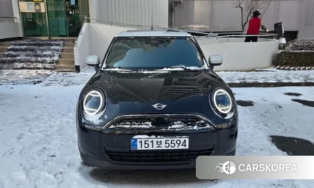 Mini Cooper C 4th generation 2025 Черный из Кореи