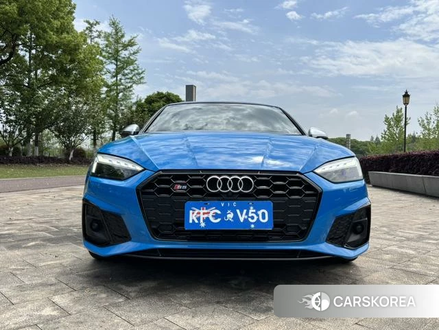 Audi S5 2021 Синий из Китая