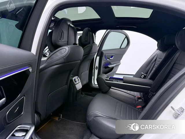 Mercedes-Benz Class C 2025 Белый из Китая