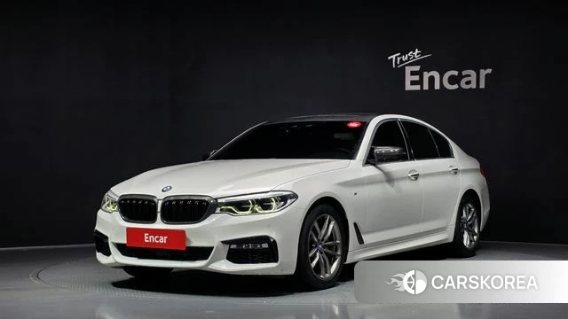 BMW 5 Series (G30) 2018 Белый из Кореи