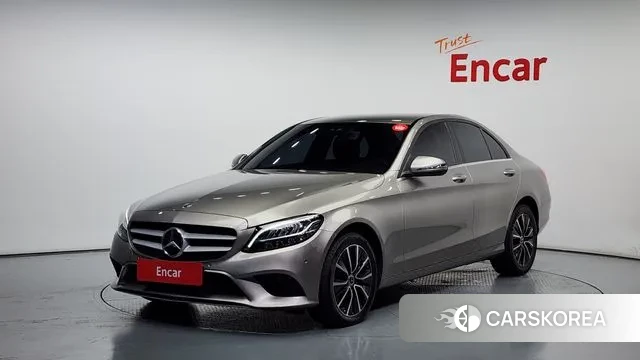 Mercedes-Benz C-Class W205 2019 Песочный из Кореи