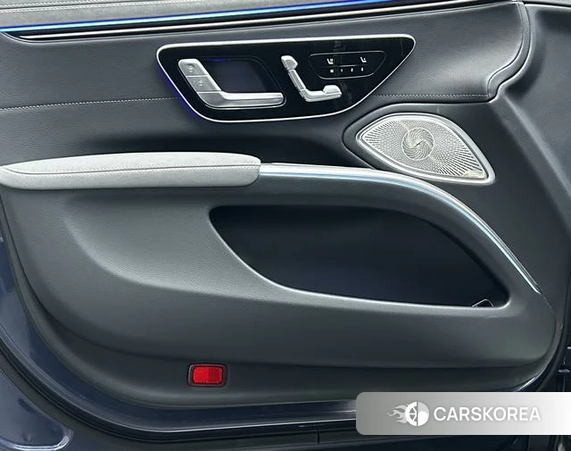 Mercedes-Benz EQS 2024 Другой из Китая