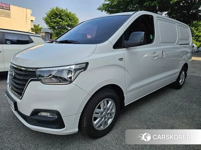 Hyundai The New Grand Starex 2018 Белый из Кореи