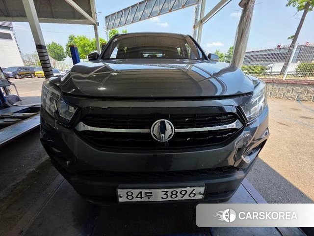 Ssangyong Rexton Sports 2019 Серебристо-серый из Кореи