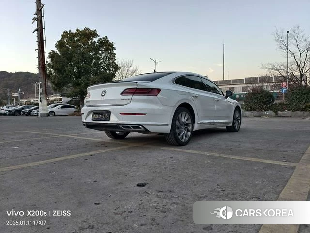 Volkswagen CC 2023 Белый из Китая
