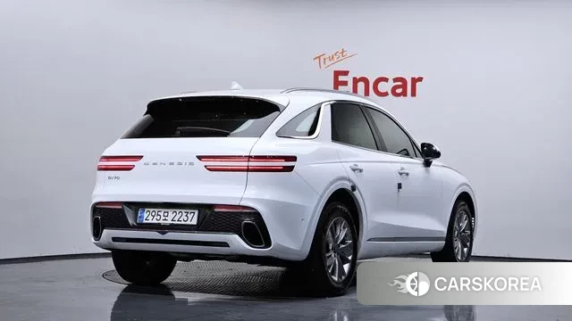 Genesis GV70 2024 Белый из Кореи