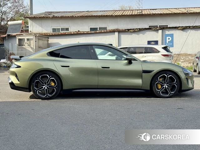 Xiaomi Car Xiaomi SU7 2024 Зеленый из Китая