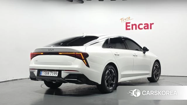 Kia The New K5 3rd generation 2024 Белый из Кореи