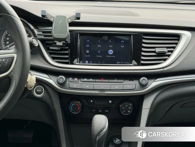 Buick Yinglang 2021 Белый из Китая